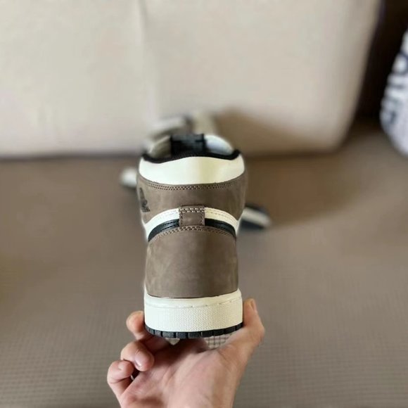 AJ1 black mocha main image 5
